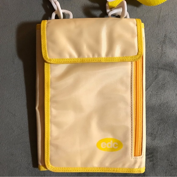 EDC by Esprit yellow nylon mini cross-body/travel bag - Picture 2 of 6
